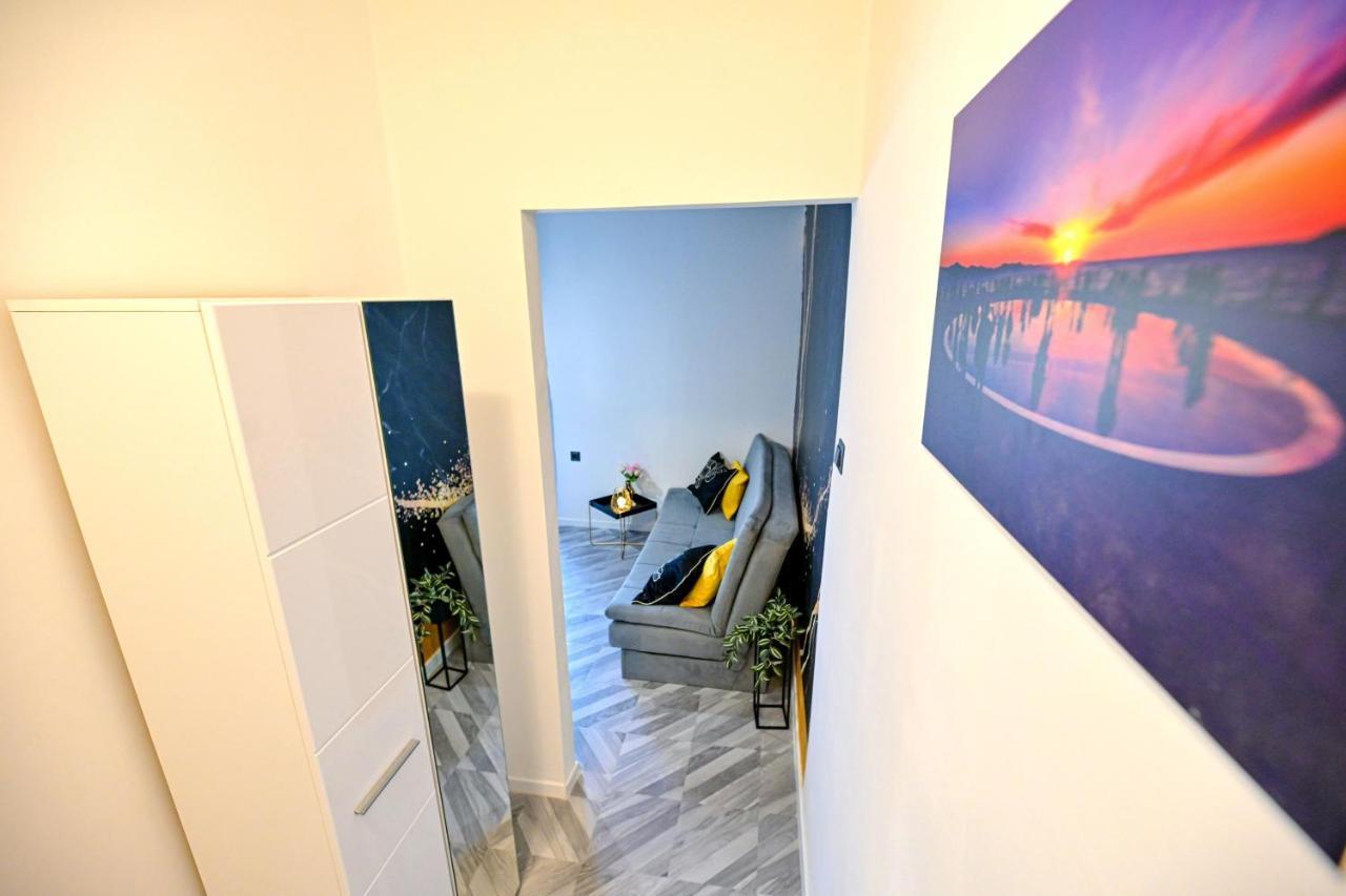 Luxury Apartment Laura Ζαντάρ Εξωτερικό φωτογραφία