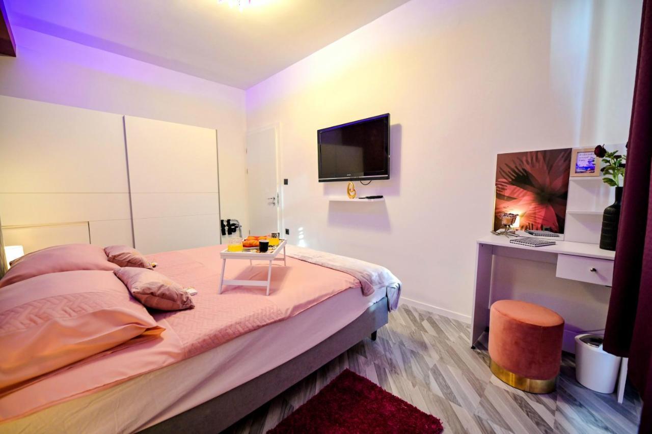 Luxury Apartment Laura Ζαντάρ Εξωτερικό φωτογραφία